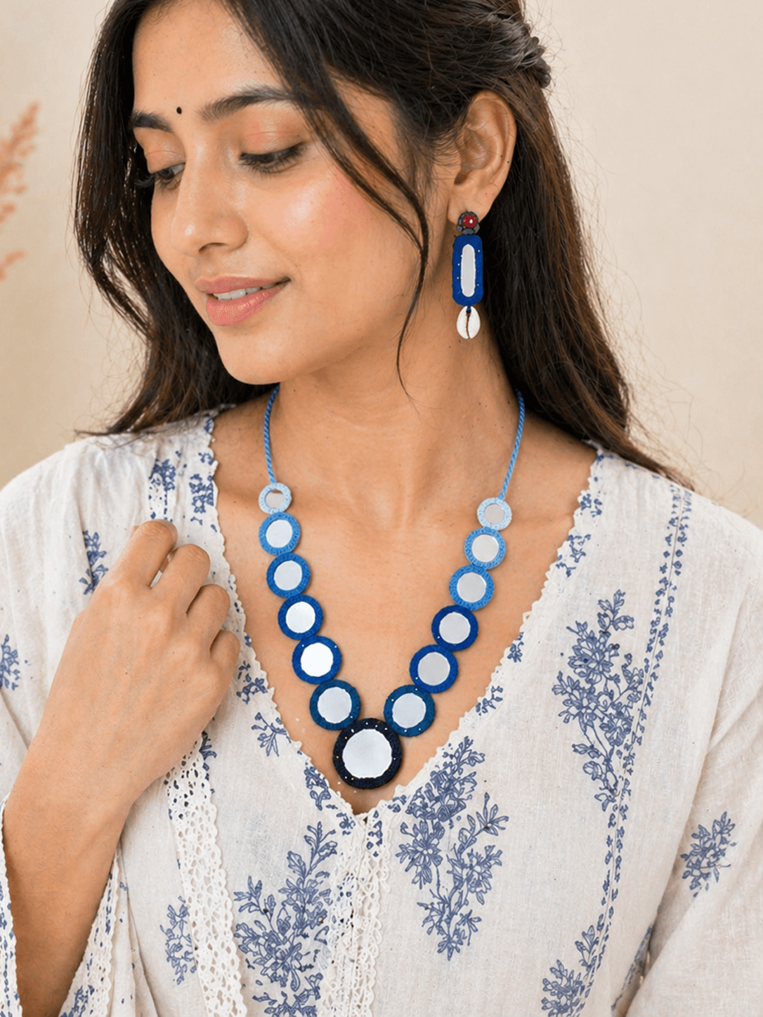ombre shaded necklace